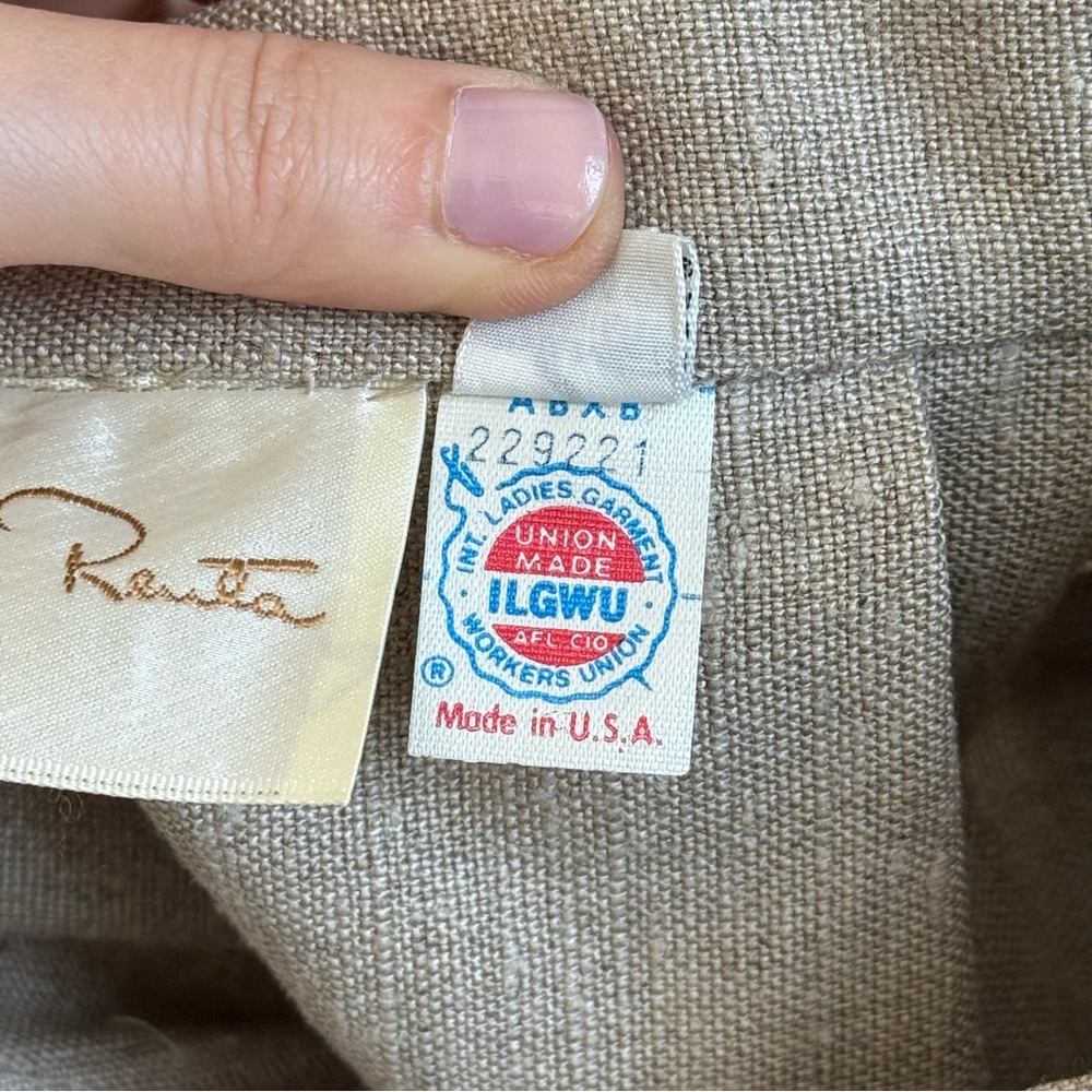 Oscar de la Renta Beige Midi Skirt - Elegant A-Line with Scalloped Hem - Picture 9 of 14